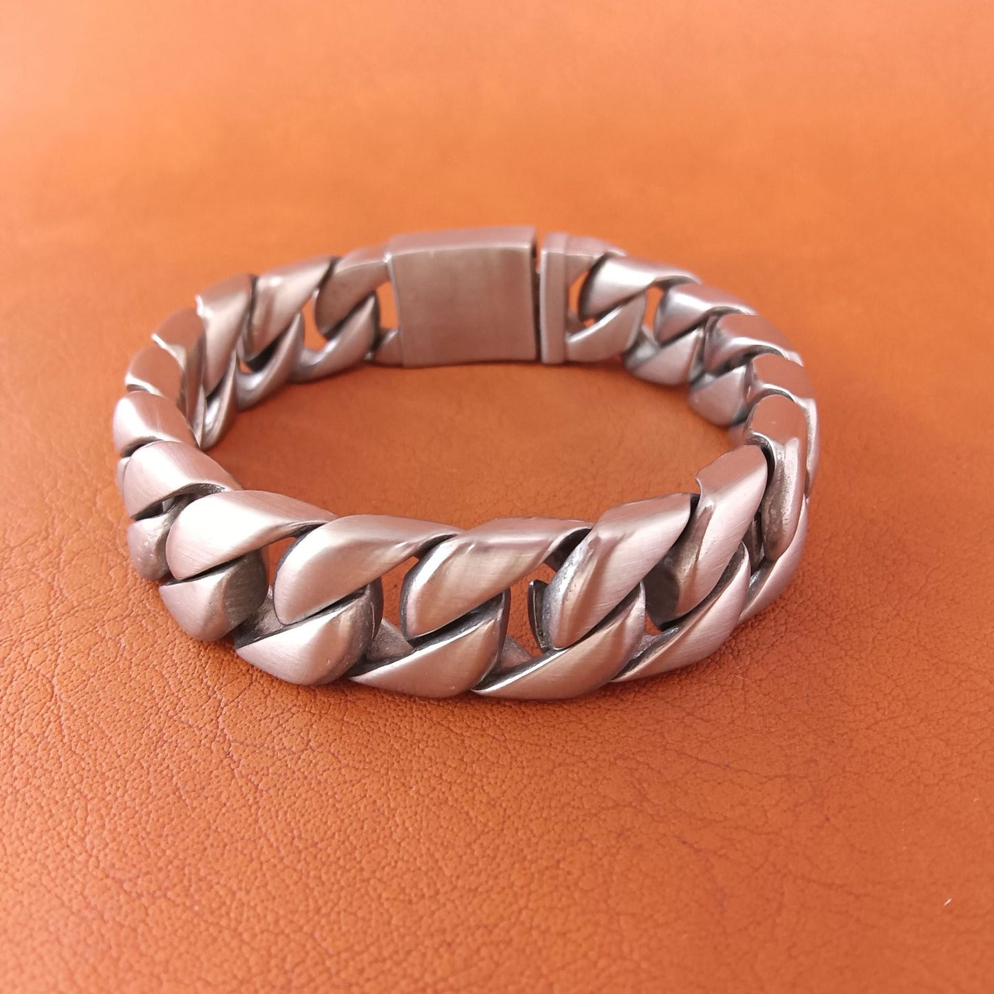 Handmade Hip-Hop Lines Bracelets In Stainless Steel With Titanium Steel Chain, Unisex Design