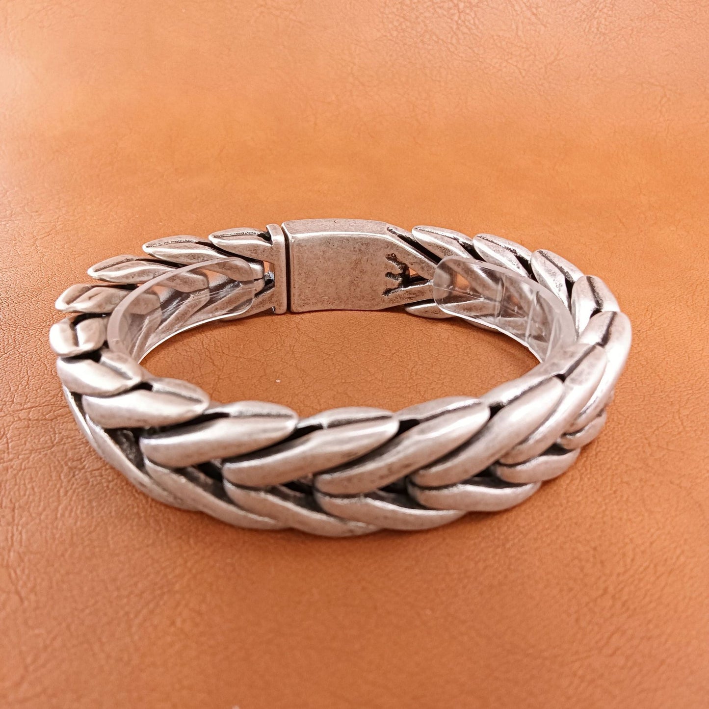 Handmade Hip-Hop Lines Bracelets In Stainless Steel With Titanium Steel Chain, Unisex Design