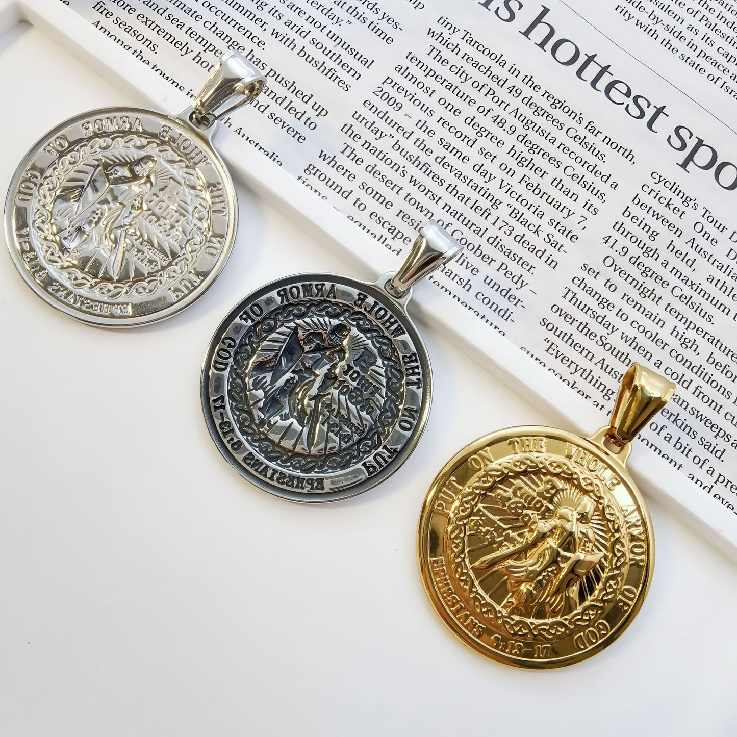 Roman Style Quadrilateral Pendant In 304 Stainless Steel With Electroplated Gold Plating And Polished Finish, Steel Color