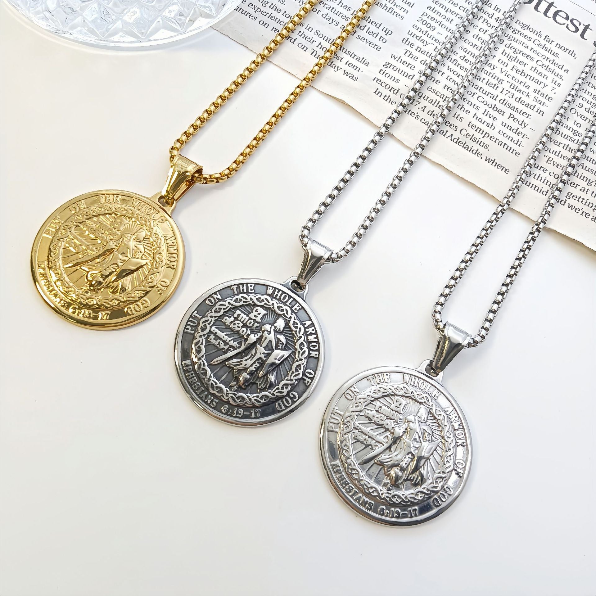 Roman Style Quadrilateral Pendant In 304 Stainless Steel With Electroplated Gold Plating And Polished Finish, Steel Color