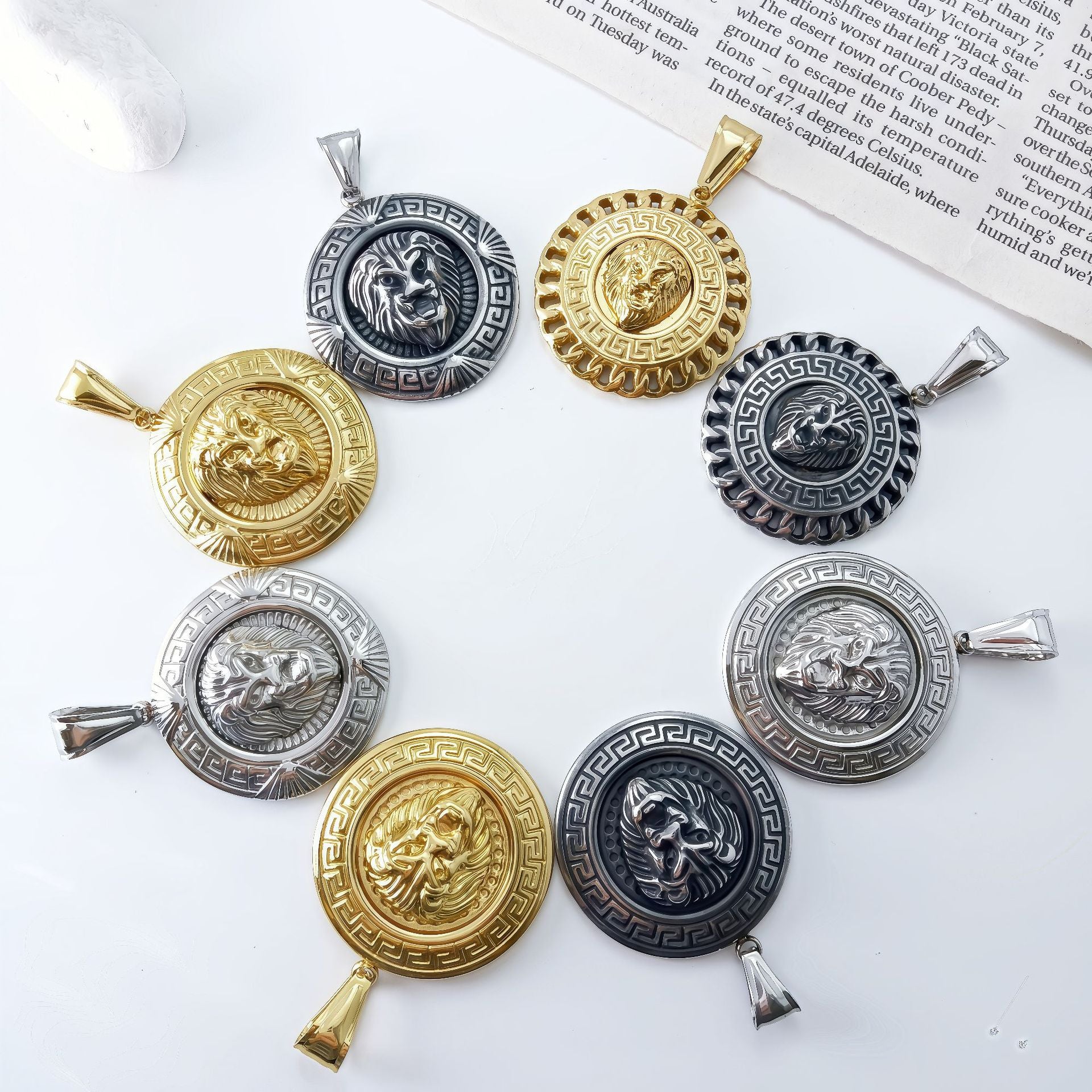 Simple Style Lion Pendant In Steel Color, Electroplated 304 Stainless Steel With Polished Finish