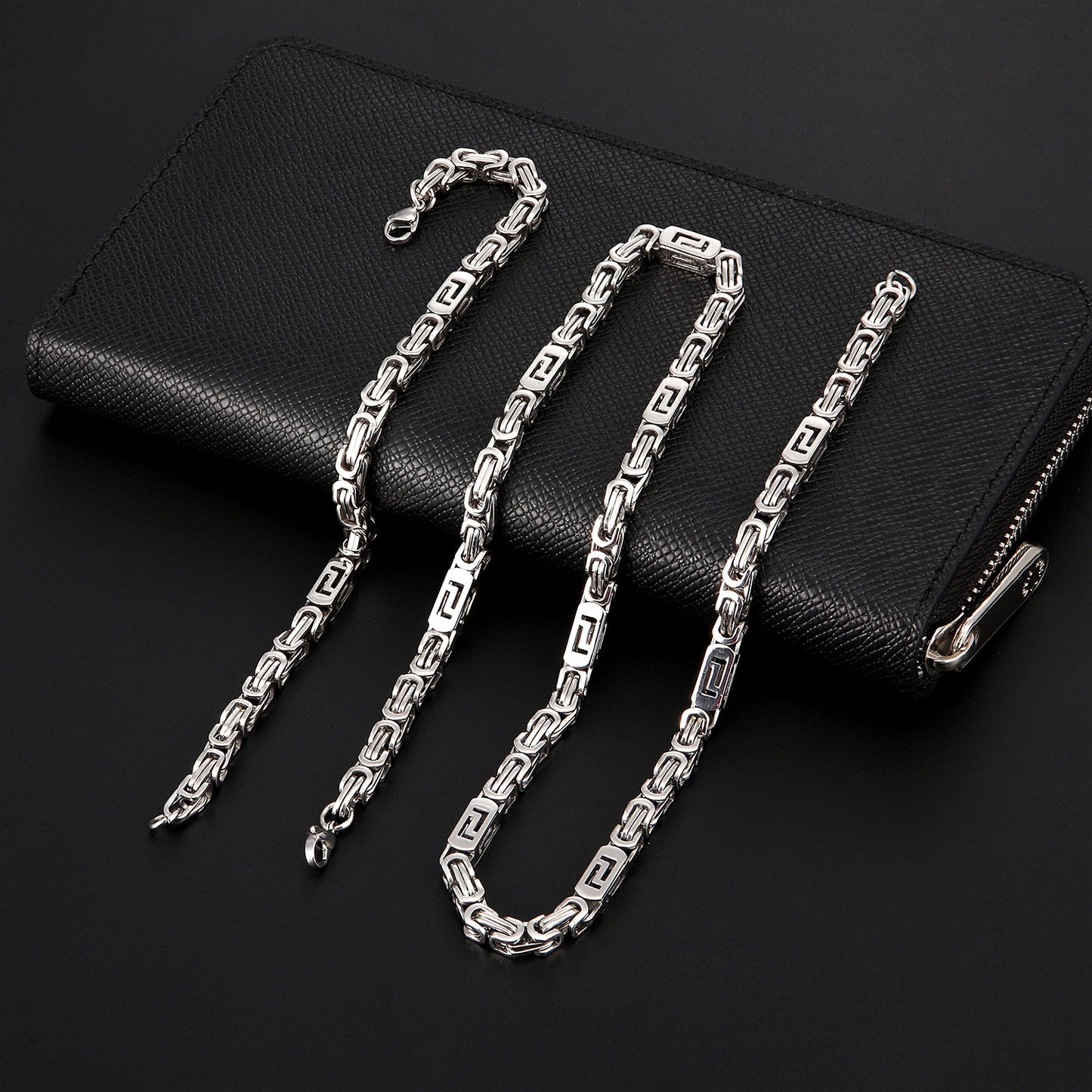 Handmade Geometric Necklace In Steel Color With Titanium Steel Pendant And Paperclip Chain