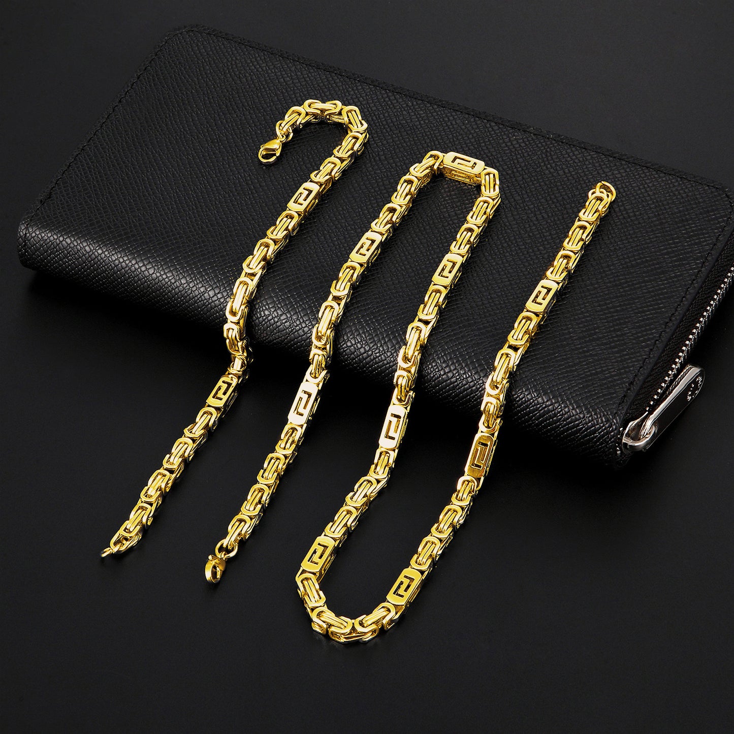 Handmade Geometric Necklace In Steel Color With Titanium Steel Pendant And Paperclip Chain