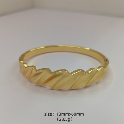 Round Bangle For Women In 304 Stainless Steel With Electroplated Gold Plating