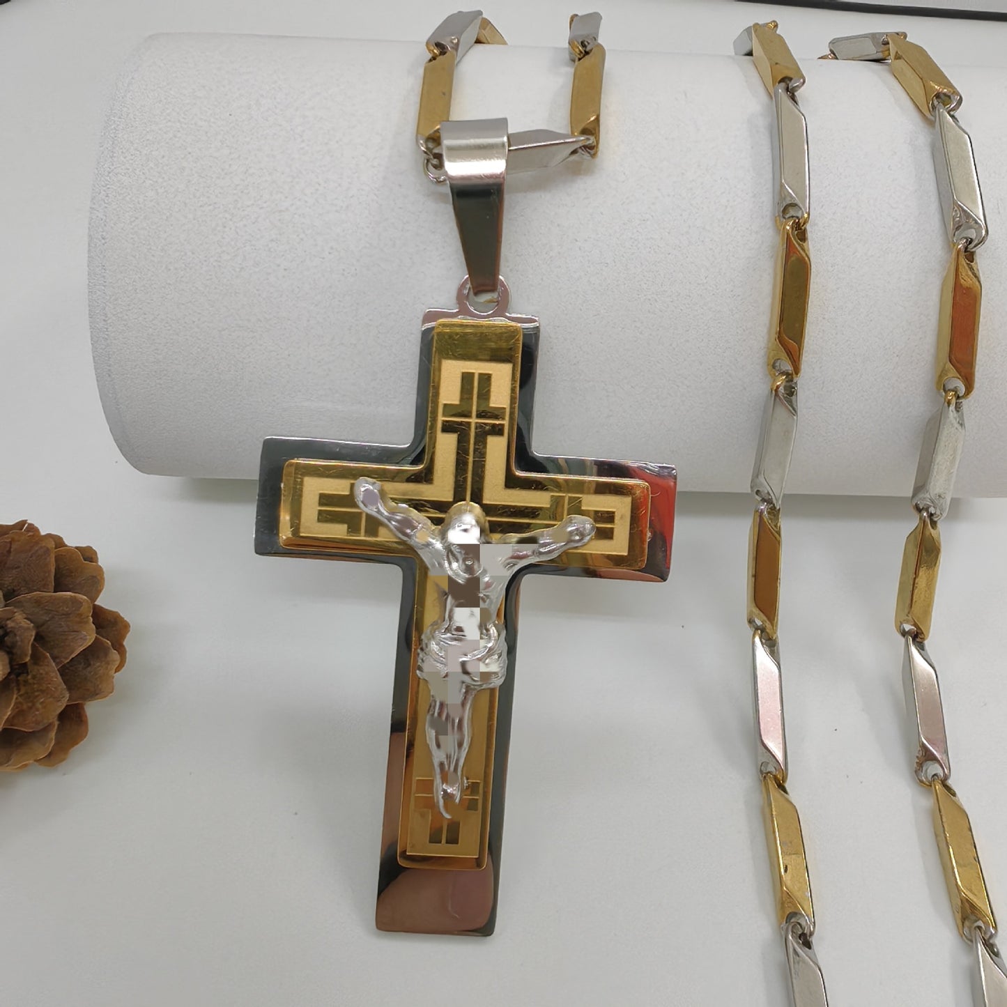 Men's Cross Pendant In 304 Stainless Steel With Steel Color Finish