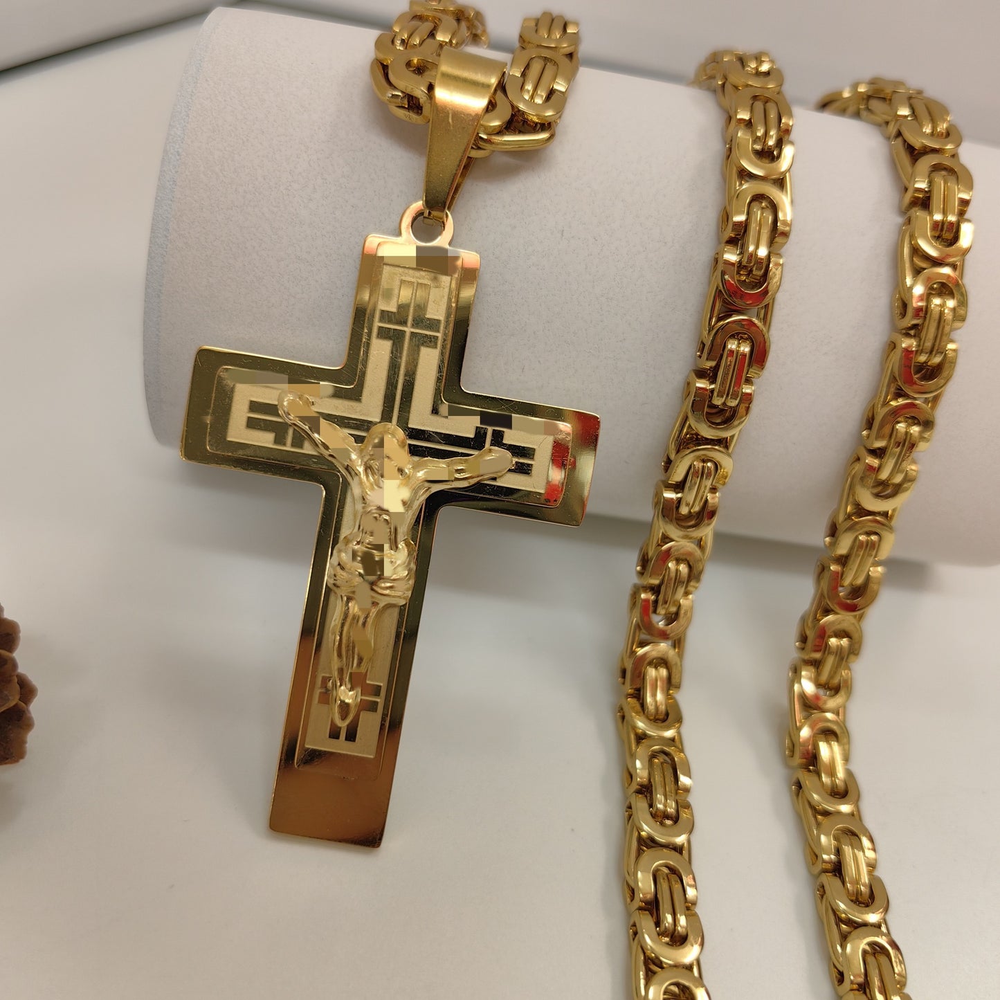 Men's Cross Pendant In 304 Stainless Steel With Steel Color Finish