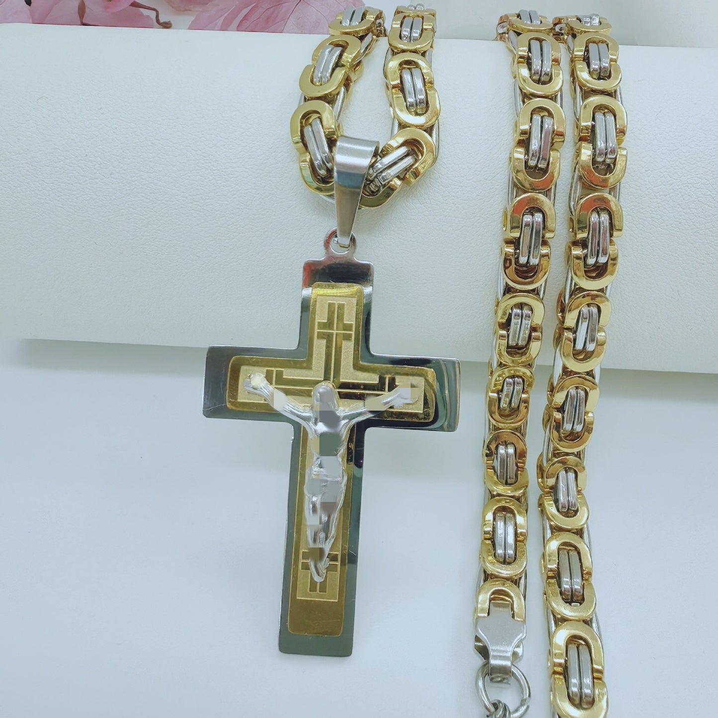 Men's Cross Pendant In 304 Stainless Steel With Steel Color Finish