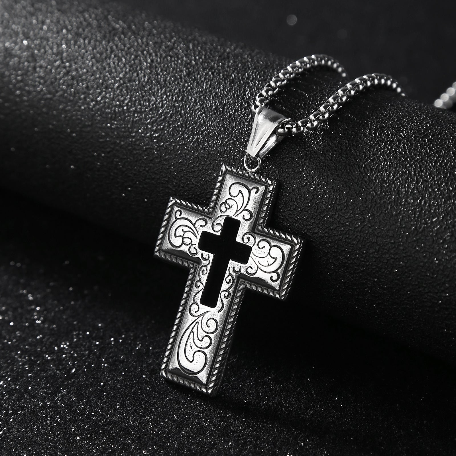 Retro Men's Pearl Pendant Made Of Durable 304 Stainless Steel Jewelry