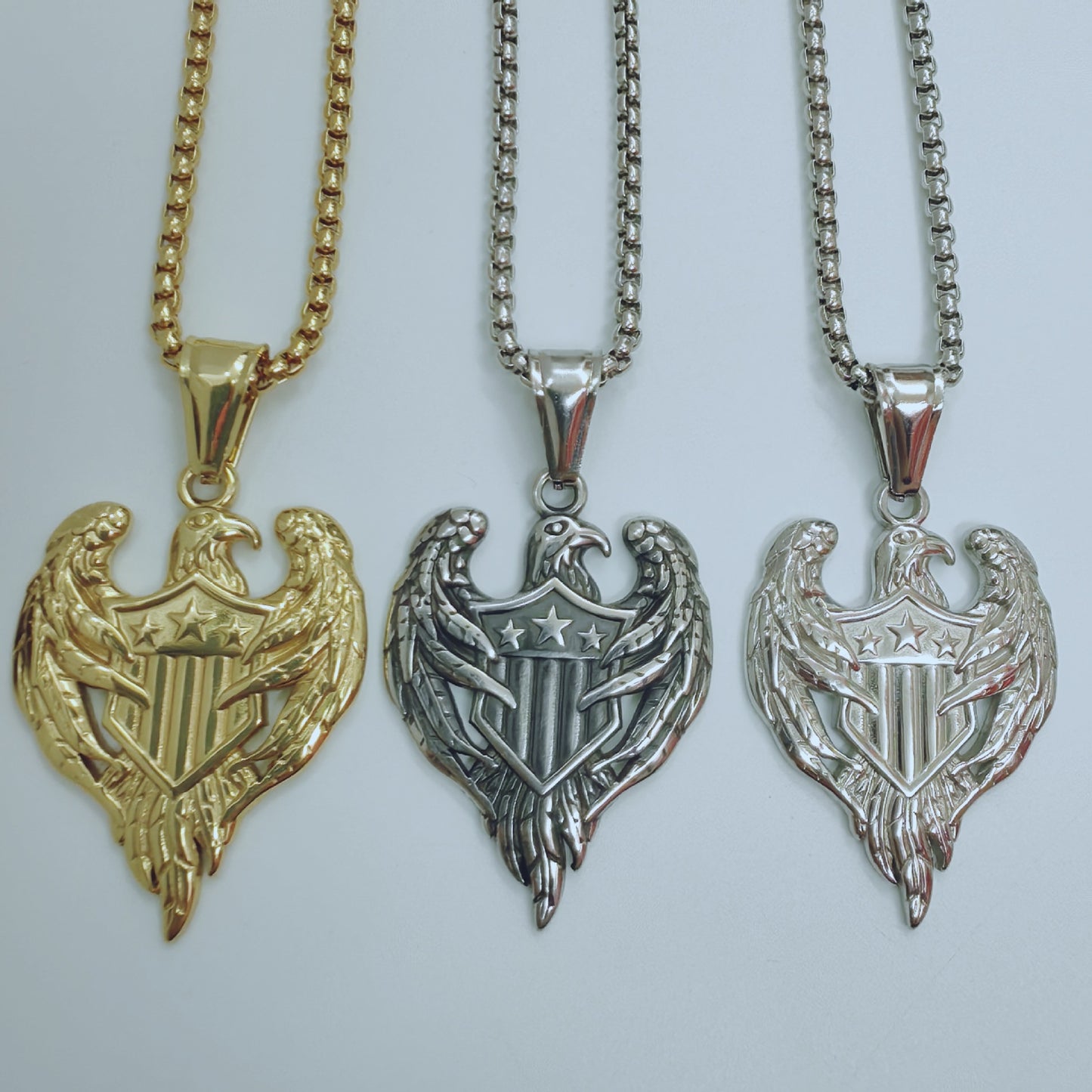 Men's Polished 304 Stainless Steel Animal Pendant In Gold, Perfect For Summer Wear