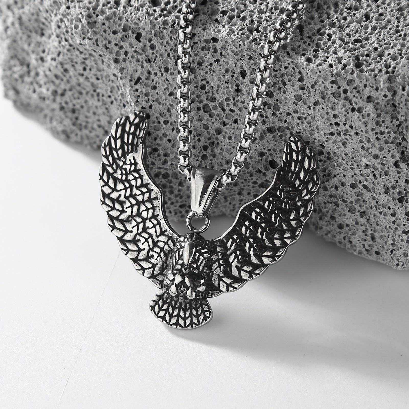 Men's Animal Pendant Made Of Durable 304 Stainless Steel In Elegant Gold Finish