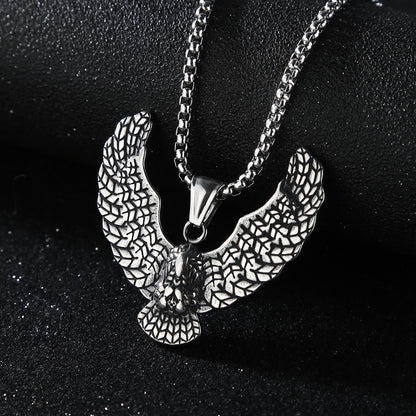 Men's Animal Pendant Made Of Durable 304 Stainless Steel In Elegant Gold Finish
