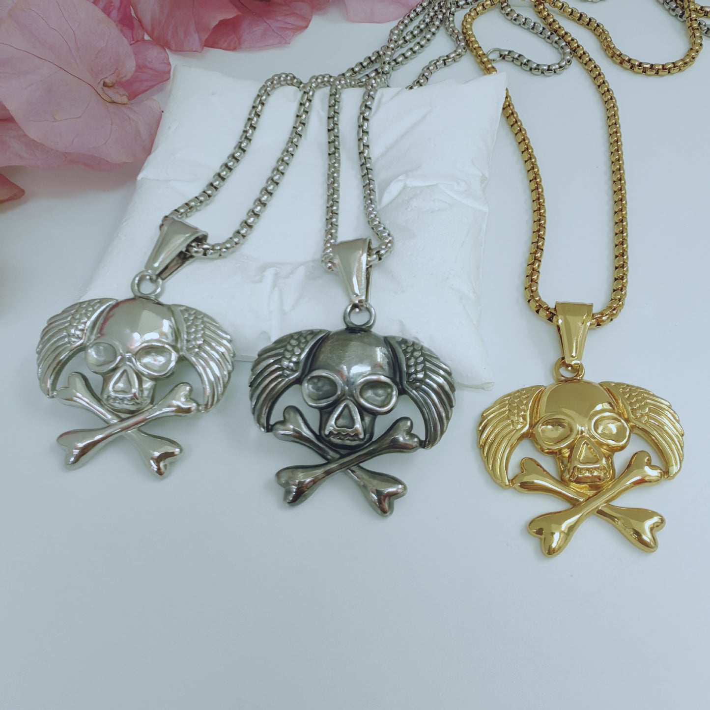 Animal Pendant In 304 Stainless Steel With Electroplated Gold Plating, Featuring Artificial Pearl Chain, Designed For Men, Steel Color