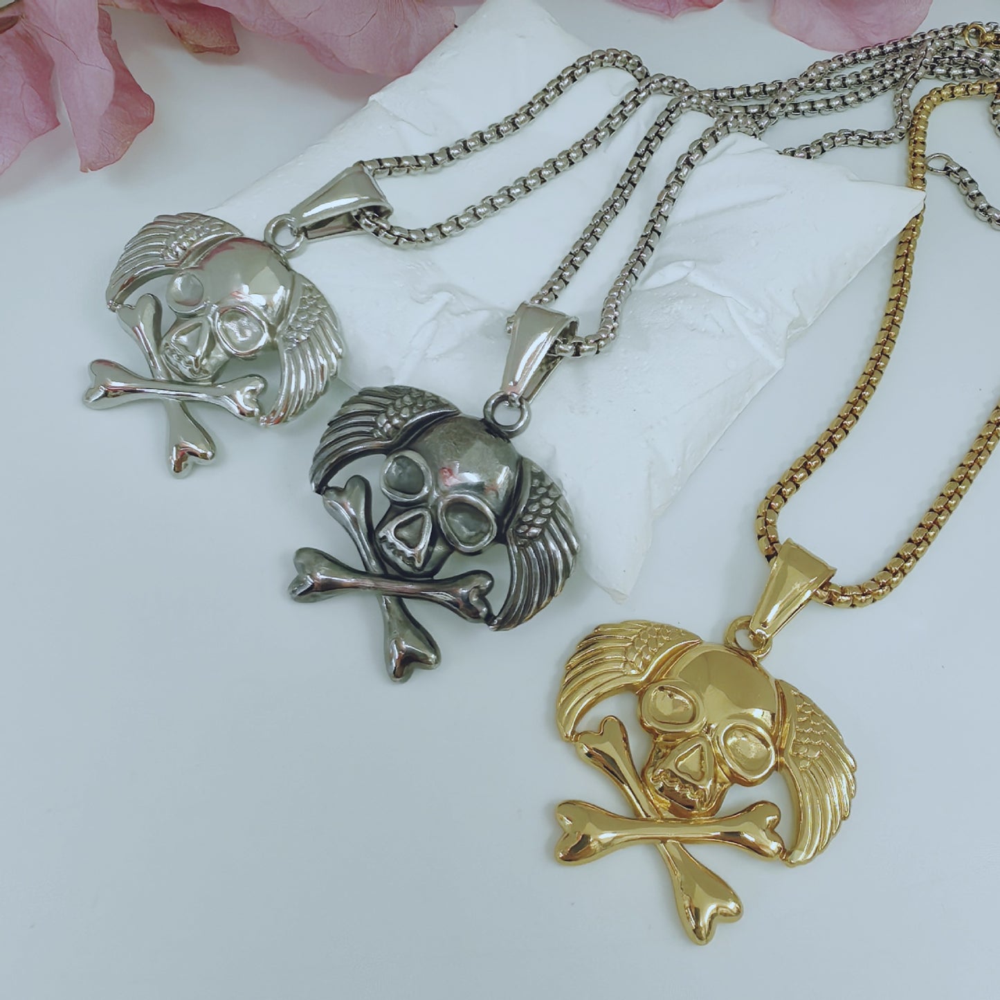 Animal Pendant In 304 Stainless Steel With Electroplated Gold Plating, Featuring Artificial Pearl Chain, Designed For Men, Steel Color