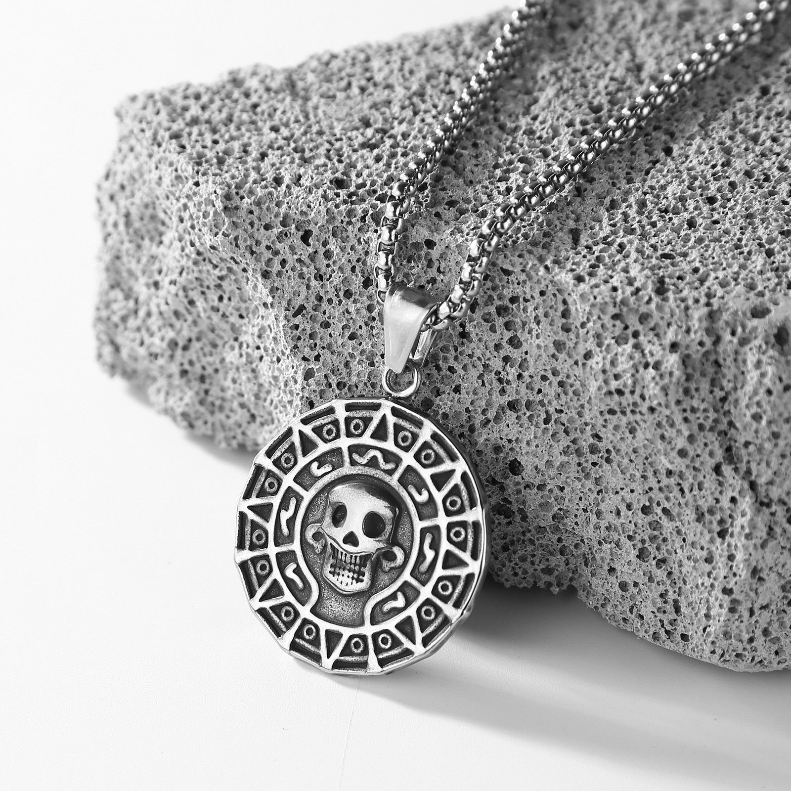 Geometric Metal Pendant For Men Featuring Enamel Craftsmanship In Steel Color