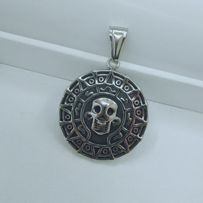Geometric Metal Pendant For Men Featuring Enamel Craftsmanship In Steel Color