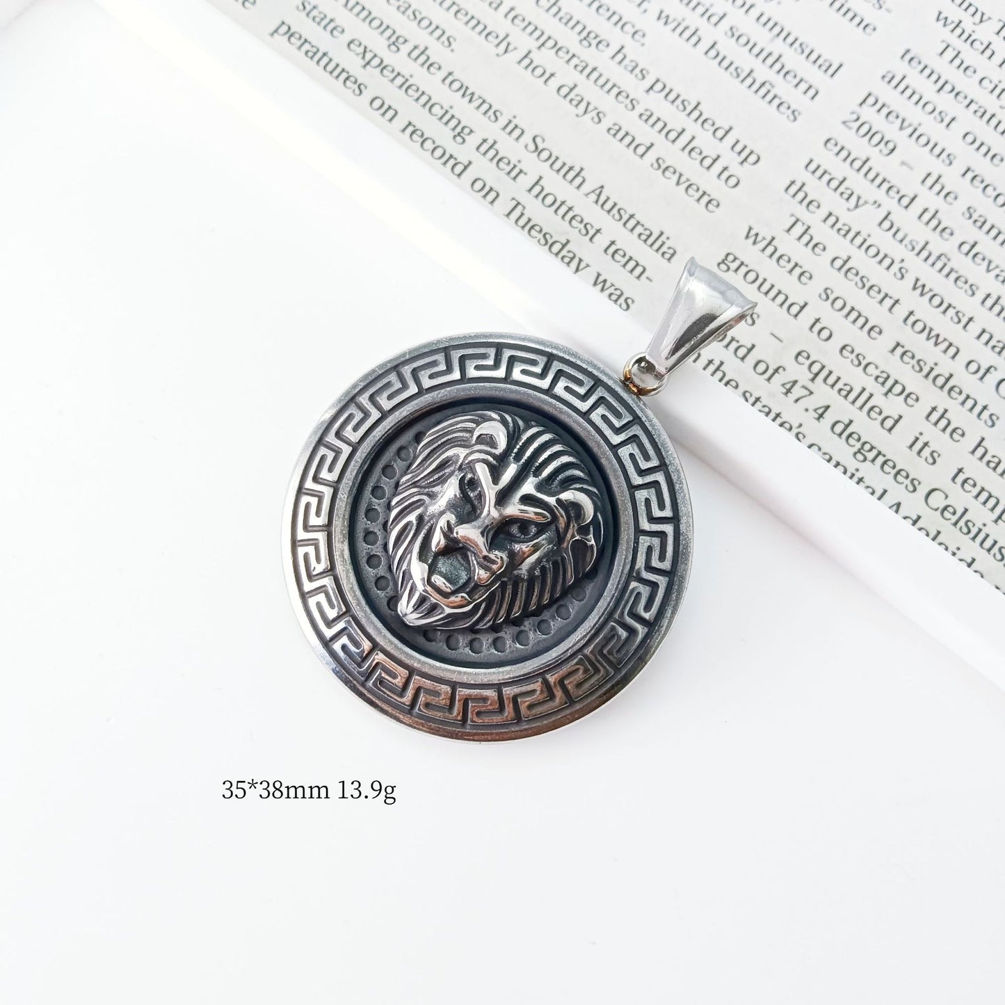 Simple Style Lion Pendant In Steel Color, Electroplated 304 Stainless Steel With Polished Finish