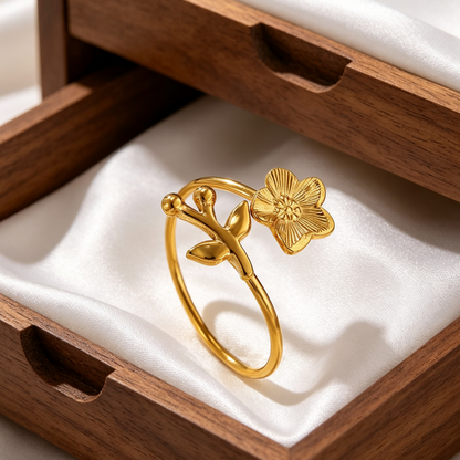 Unisex Flowers Ring In Simple Style, Waterproof Non Tarnish 304 Stainless Steel With 18K Real Gold PVD Coating