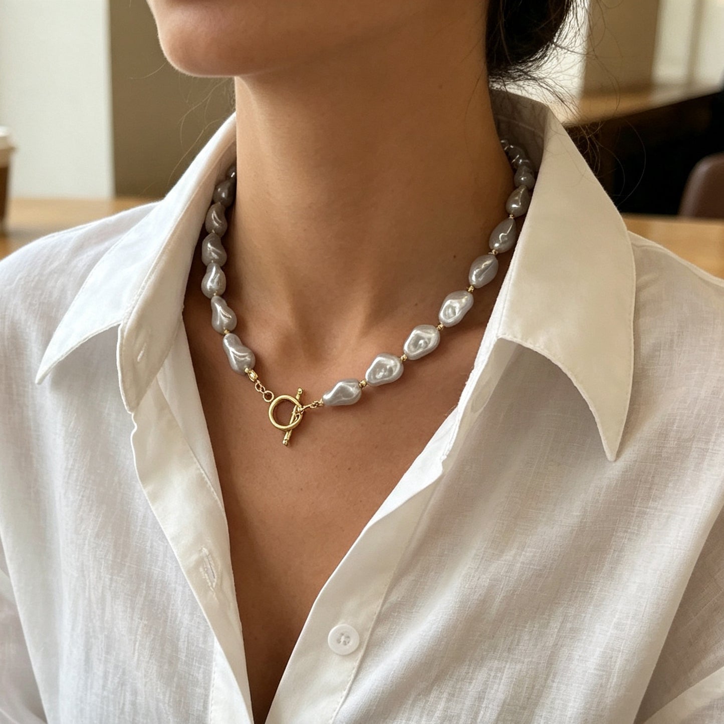 Exaggerated Pearl Choker Necklace With Resin And Baroque Pearl Inlay, Featuring Beaded Chain, Unisex Design