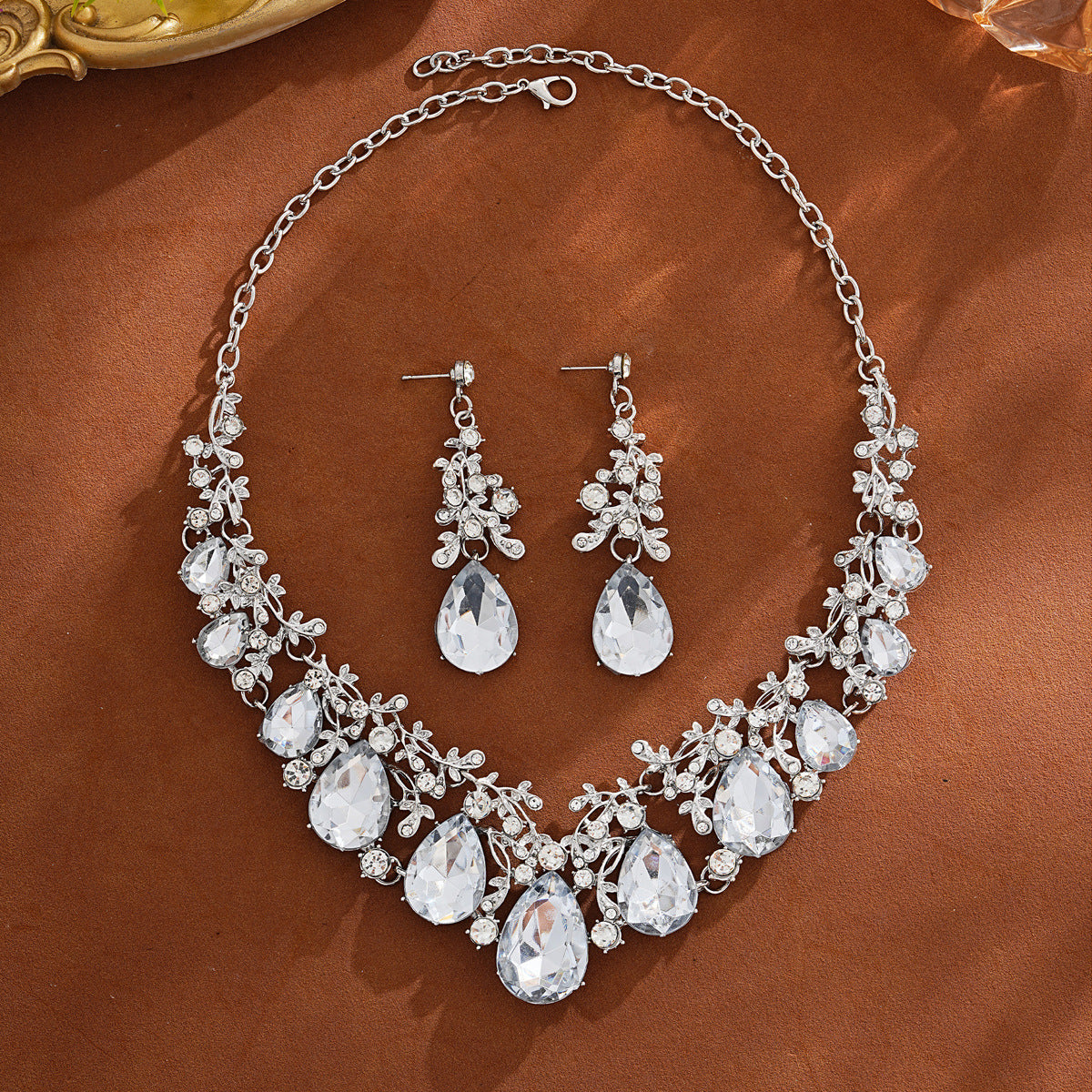2 Pieces White Jewelry Set For Women Featuring Gem Pattern And Alloy Material With Gem Inlay