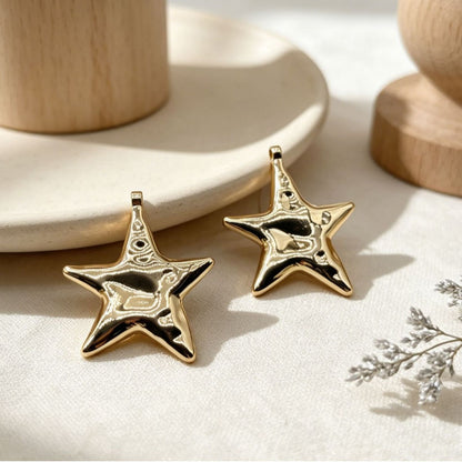 Simple Style Star Pendant In Zinc Alloy With Electroplated Gold Plating, Perfect For Summer Wear