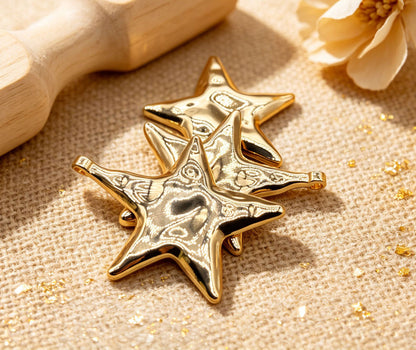 Simple Style Star Pendant In Zinc Alloy With Electroplated Gold Plating, Perfect For Summer Wear