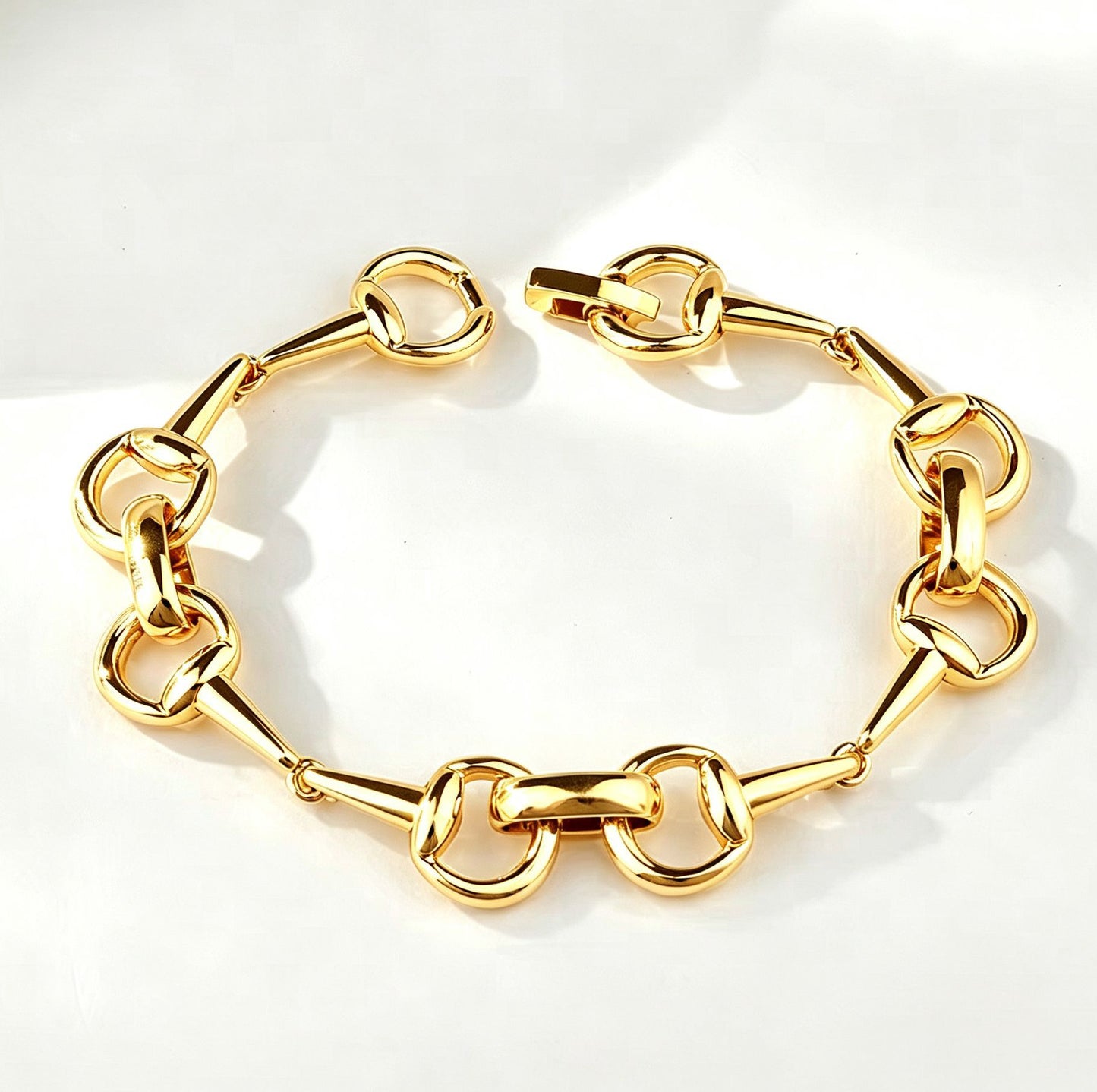 Geometric Copper Bracelet For Women In Rose Gold Featuring Electroplated Gold Plating Process