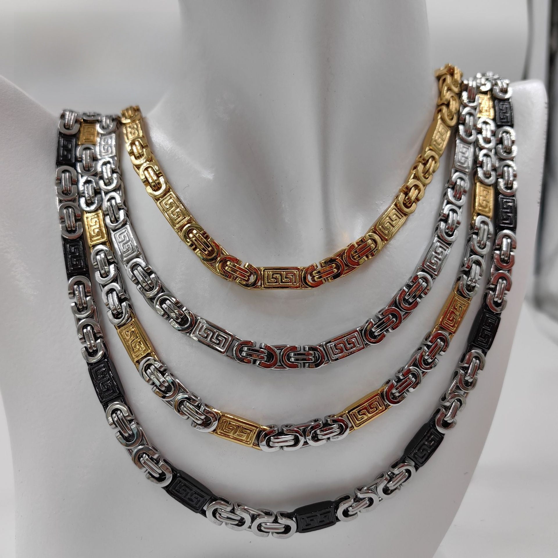 Handmade Paper Clip Necklace In Steel Color With 304 Stainless Steel Paperclip Chain, Simple Style, Unisex