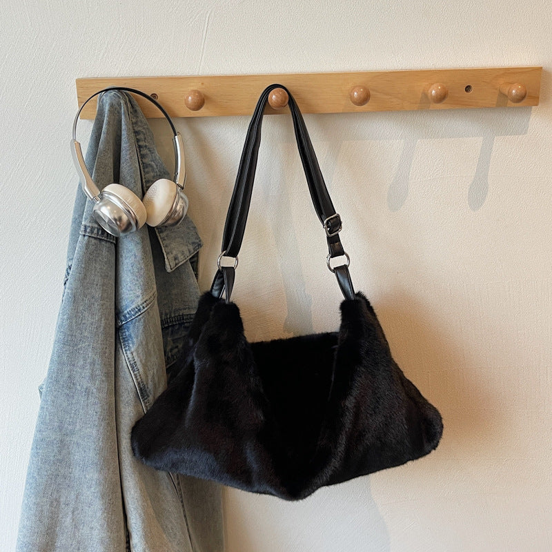 Solid Color Square Plush Shoulder Bag For Women With Sewing Thread Detail And Single Shoulder Strap, Perfect For Summer