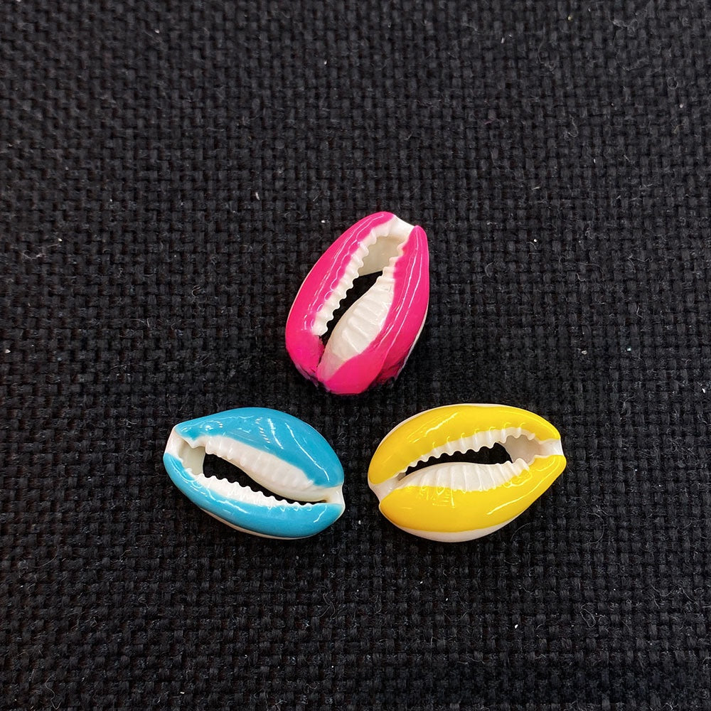 20 PCS Conch Shell Beads For Jewelry Making In Green Featuring Bleach Craftsmanship With Baroque Style
