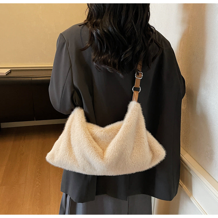 Solid Color Square Plush Shoulder Bag For Women With Sewing Thread Detail And Single Shoulder Strap, Perfect For Summer