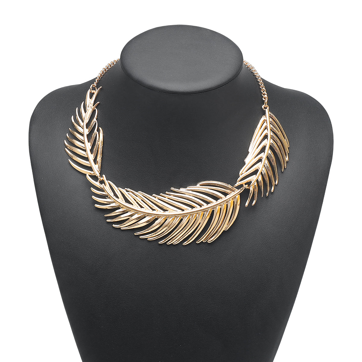 Exaggerated Leaves Necklace For Women With Golden Plated Alloy And Regular Chain
