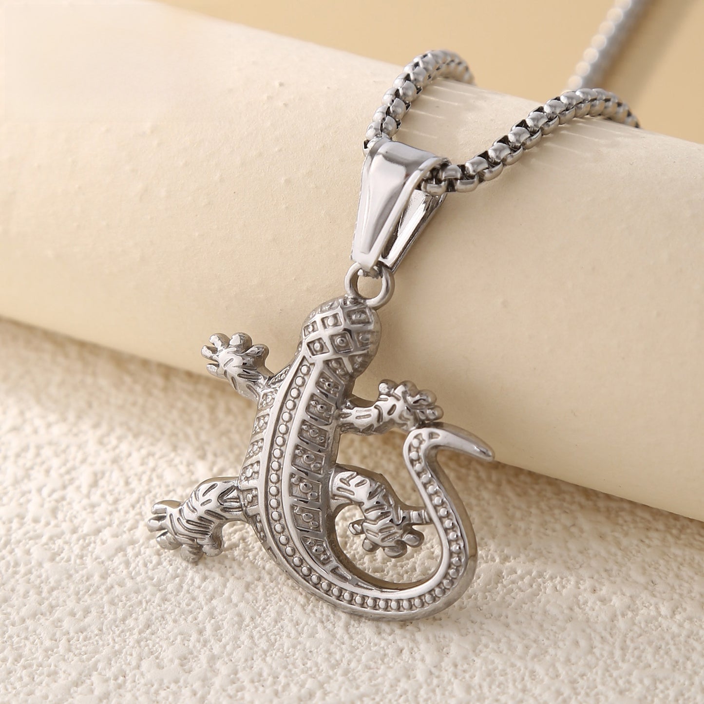 Polished 304 Stainless Steel Animal Pendant For Men In Steel Color, Perfect For Spring
