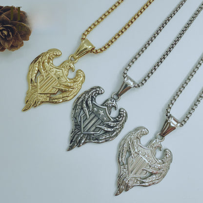 Men's Polished 304 Stainless Steel Animal Pendant In Gold, Perfect For Summer Wear