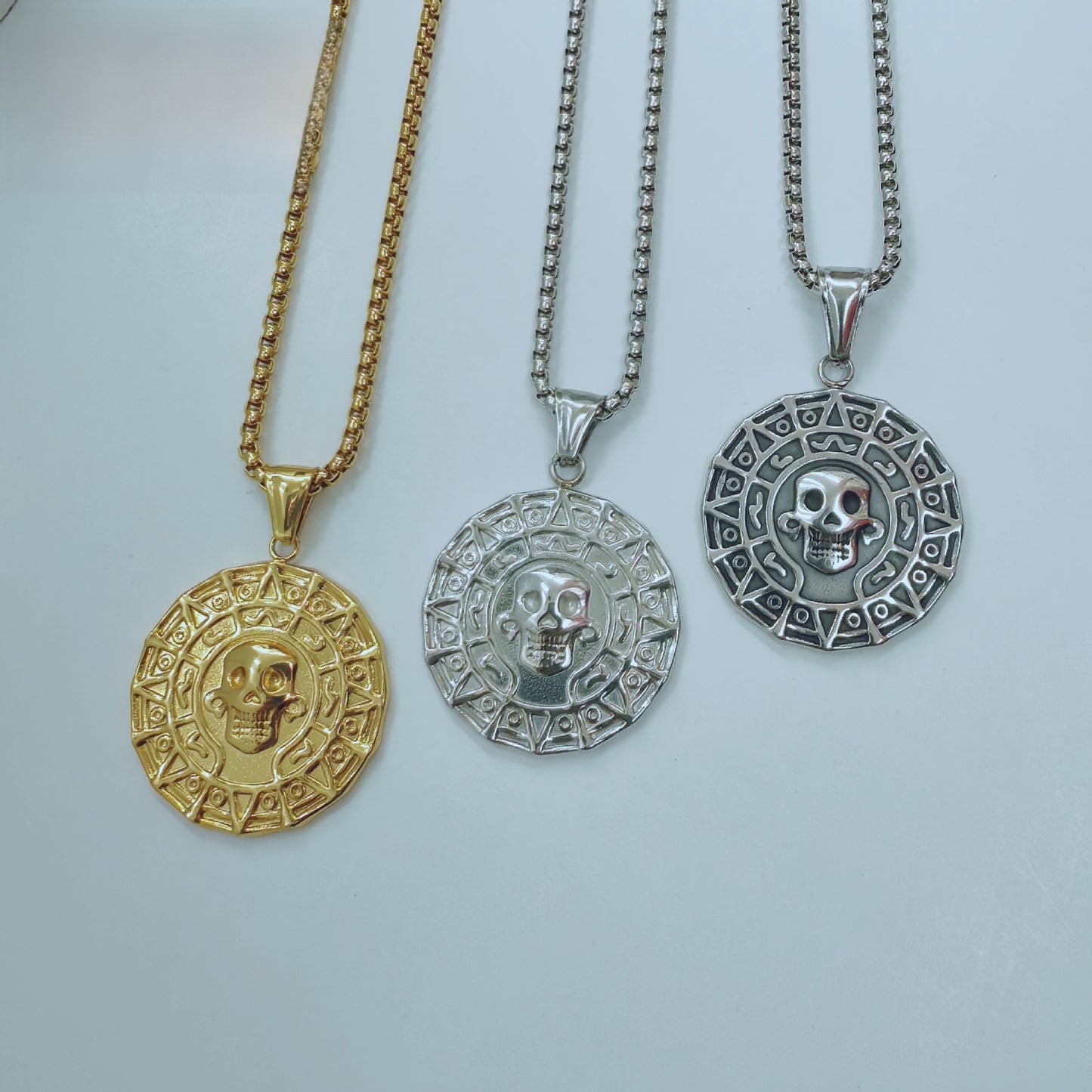 Geometric Metal Pendant For Men Featuring Enamel Craftsmanship In Steel Color