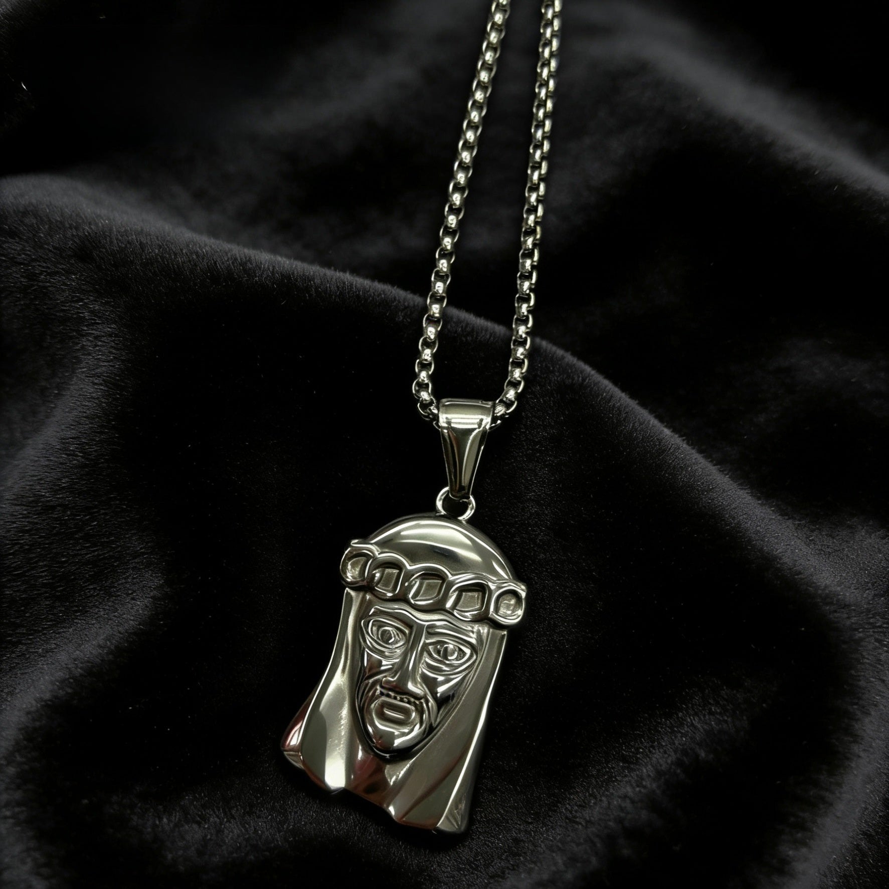 Men's Ethnic Style Quadrilateral Pendant Featuring Titanium Steel With PVD Coated Gold Plating And Artificial Pearl Inlay