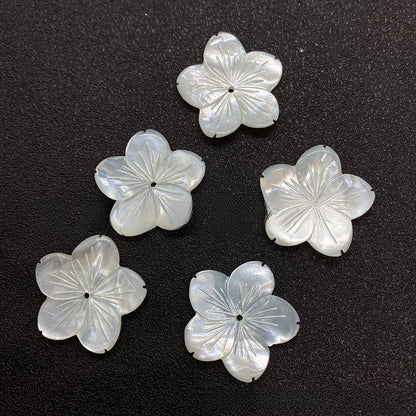 Petal Shell Beads With Carving Craft, Natural Material Featuring Marine Style Jewelry Accessories