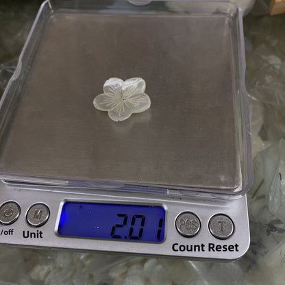 Petal Shell Beads With Carving Craft, Natural Material Featuring Marine Style Jewelry Accessories