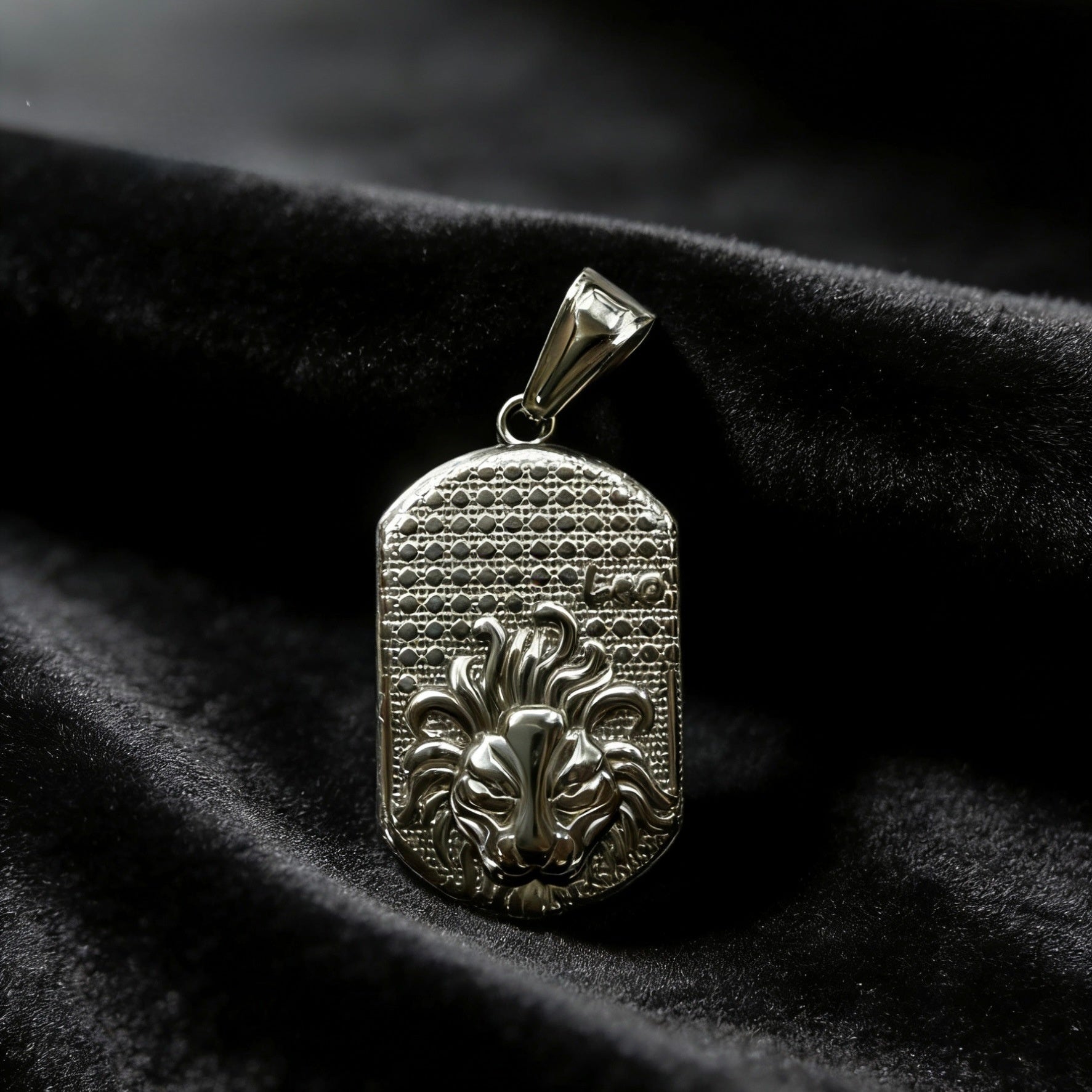 Men's Ethnic Style Quadrilateral Pendant Featuring PVD Coated Gold Plated Titanium Steel And Artificial Pearl Inlay