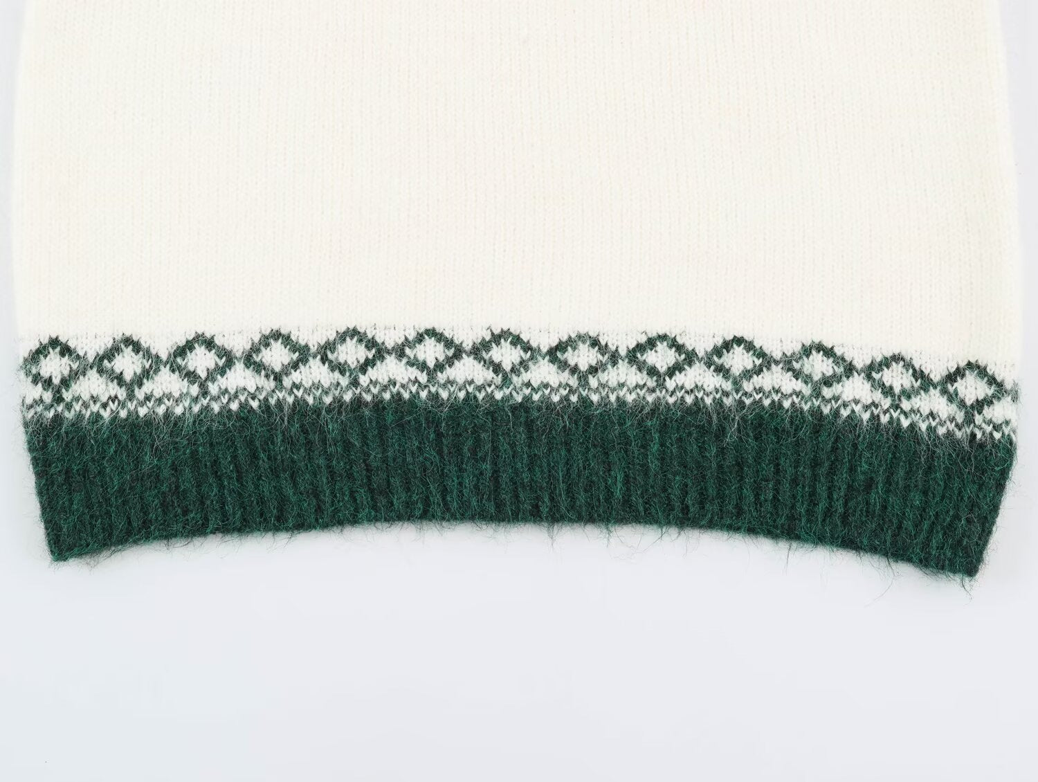 Color Block Christmas Knit Sweater With Long Sleeve Featuring Jacquard Craft And Pullover Design