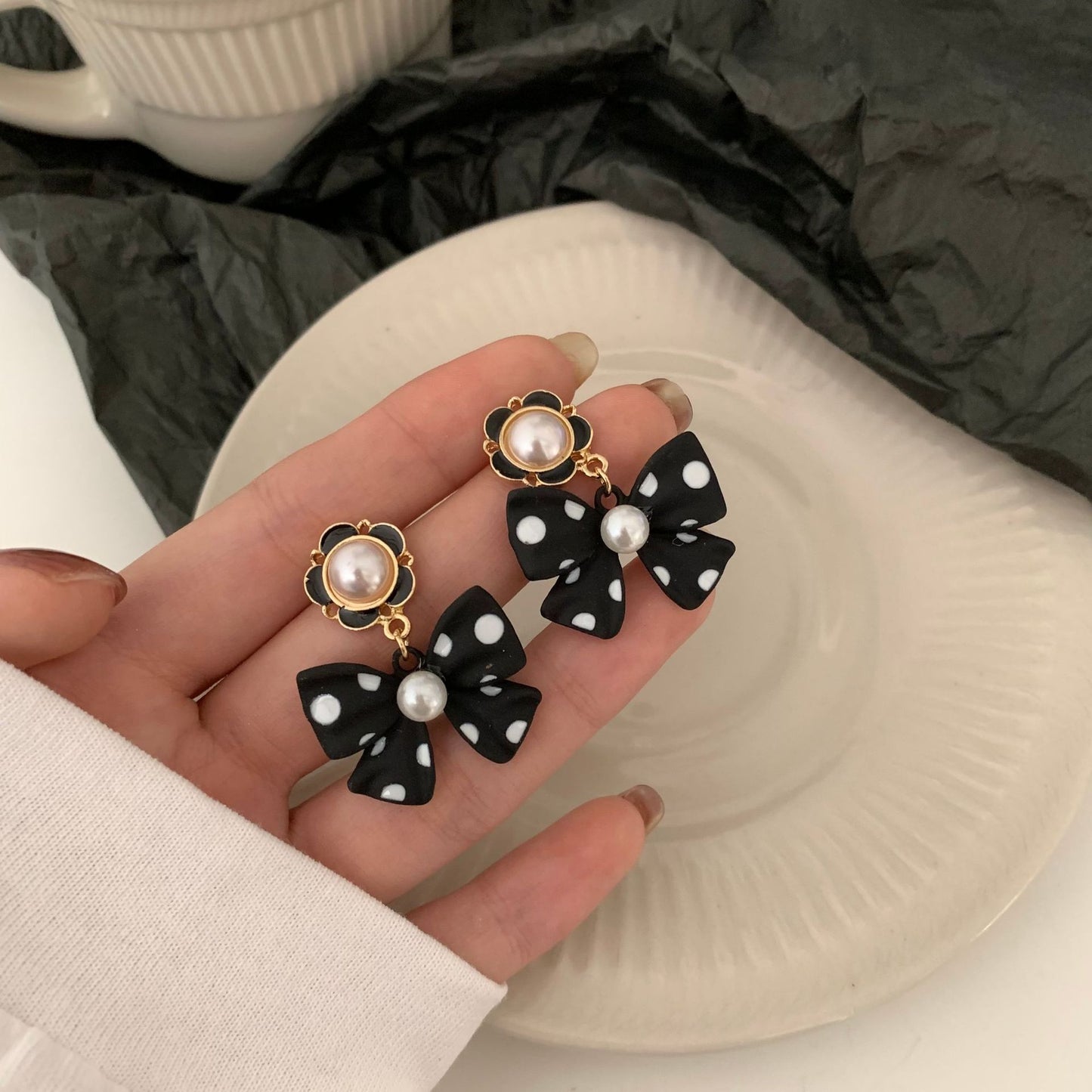 Bow Tie Stud Earrings In Dyed Black Alloy With 925 Sterling Silver Ear Pins