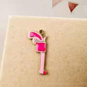 1 Pink Oil-dripping Pistol