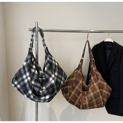 Lingge Square Woolen Shoulder Bag For Women With Single Shoulder Strap, Ideal For Autumn & Winter