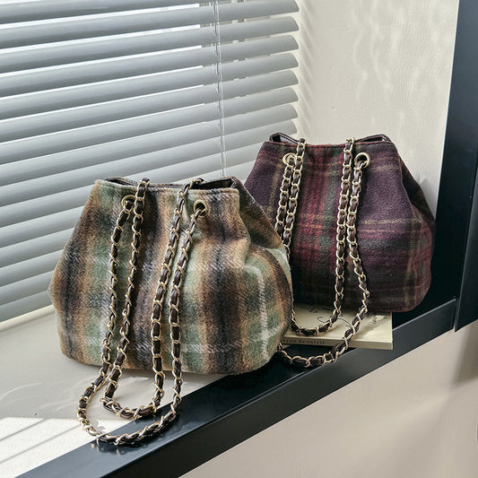 Women’s Woolen Lattice Bucket Underarm Bag Featuring Sewing Thread Design, Ideal For Autumn & Winter