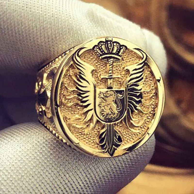 British Style Men's Lion Carving Ring In Copper With 18K Real Gold Electroplated Finish