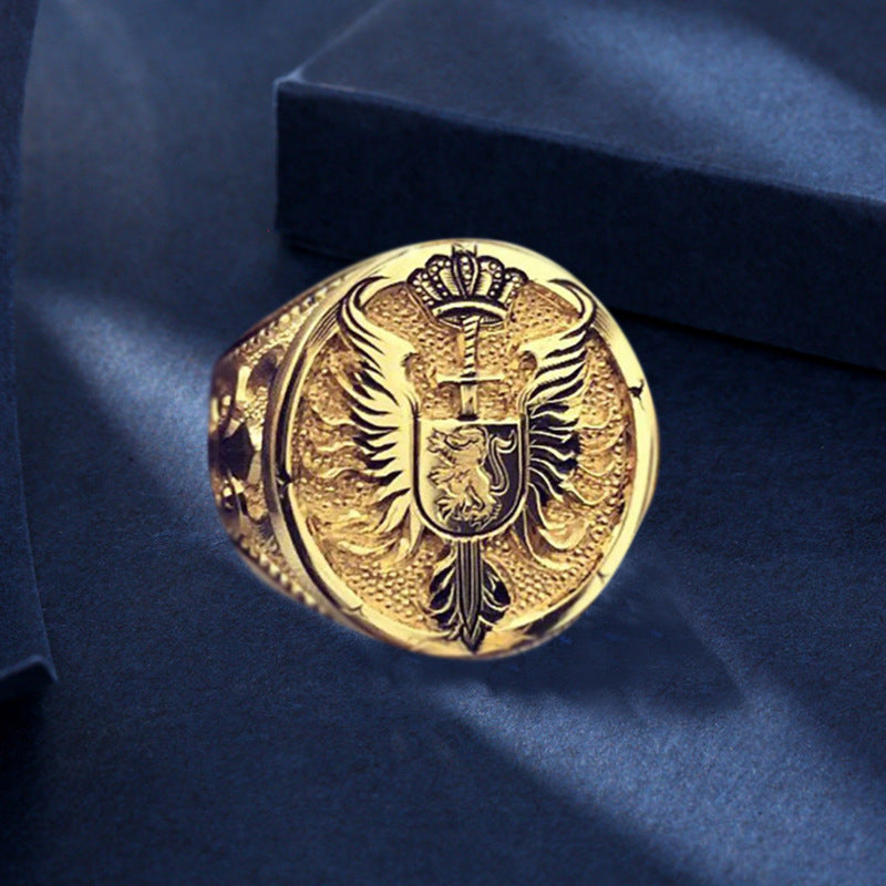 British Style Men's Lion Carving Ring In Copper With 18K Real Gold Electroplated Finish