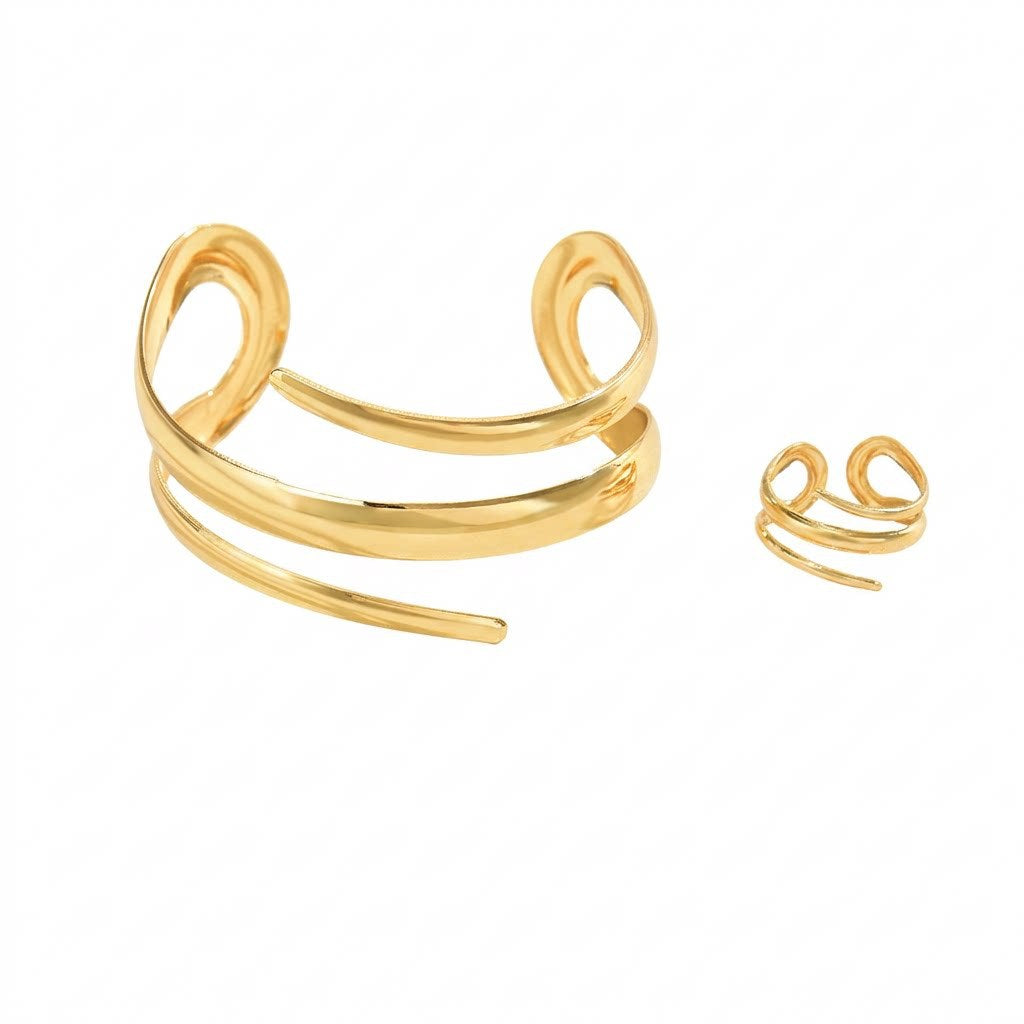 Simple Style Spider Bangle In Gold Featuring Electroplated Golden Plated Alloy Material