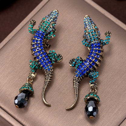 Animal Stud Earrings For Unisex Featuring Electroplated Zinc Alloy With 304 Stainless Steel Posts And Rhinestone Inlay