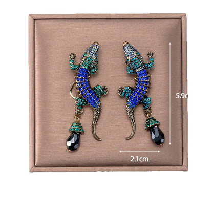 Animal Stud Earrings For Unisex Featuring Electroplated Zinc Alloy With 304 Stainless Steel Posts And Rhinestone Inlay