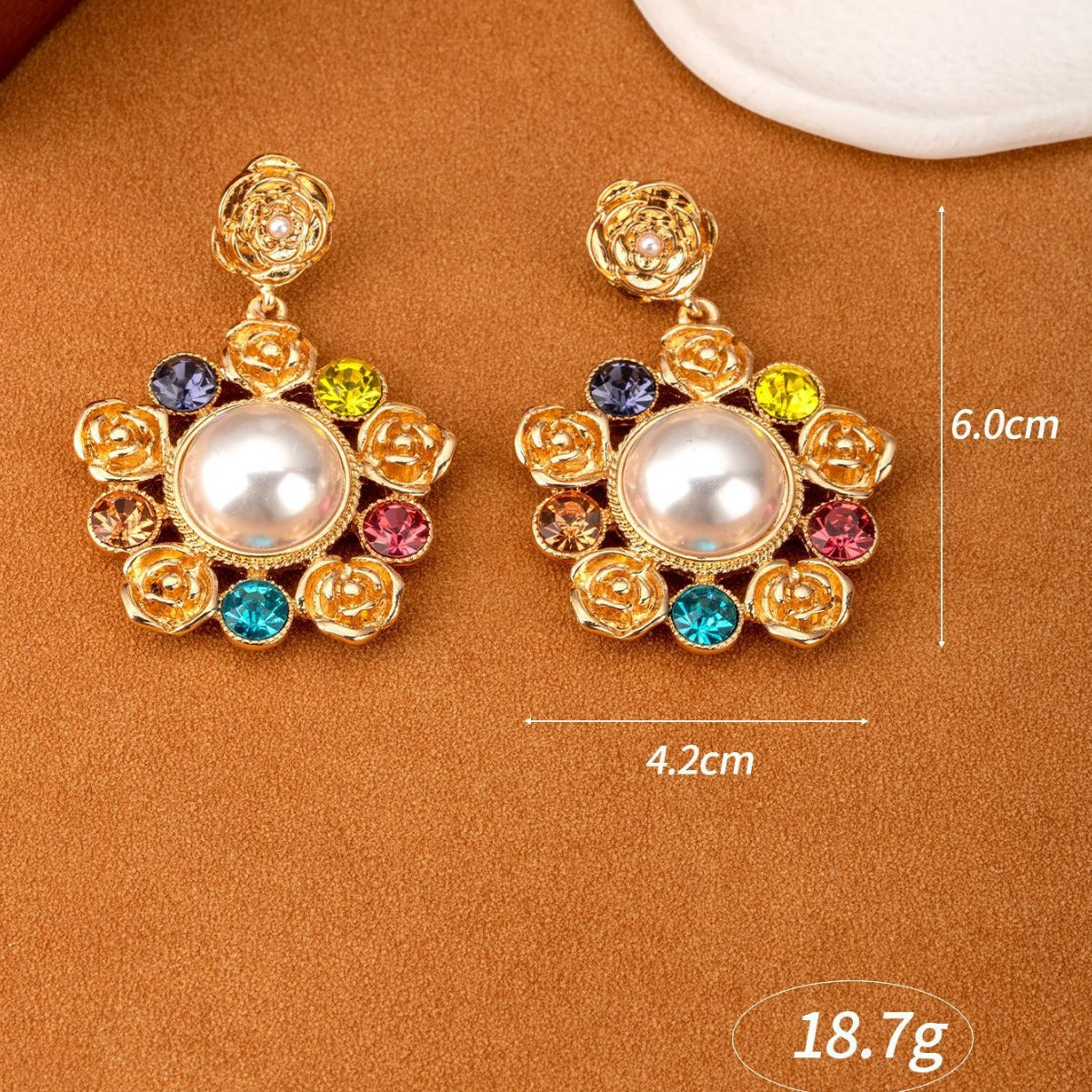 Retro Three-dimensional Rose Drop Earrings For Women In Gold Zinc Alloy With Artificial Pearl Inlay