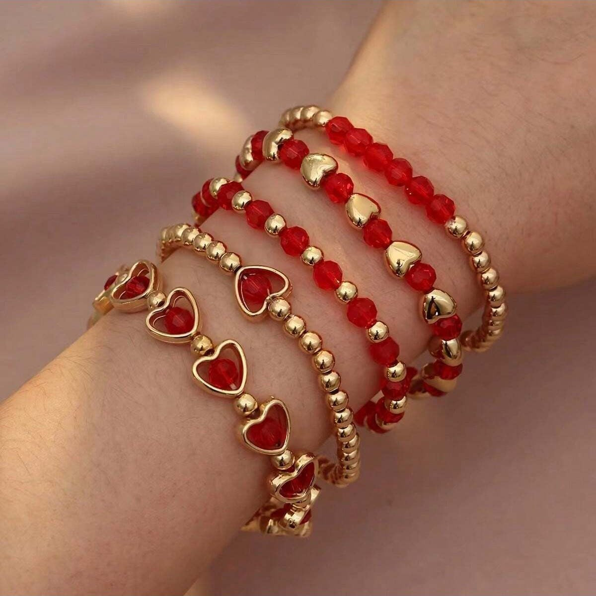 Heart Shape Simple Style Gold Bracelet For Women With Electroplated CCB Material